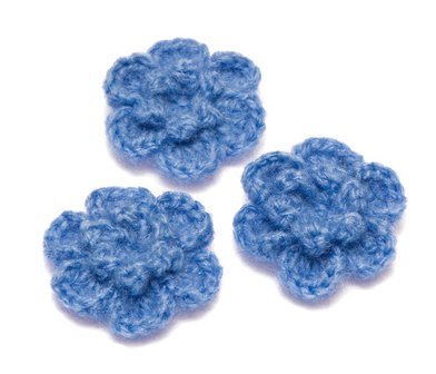 Gehaakte bloem blauw ca. 40 mm (10 stuks)