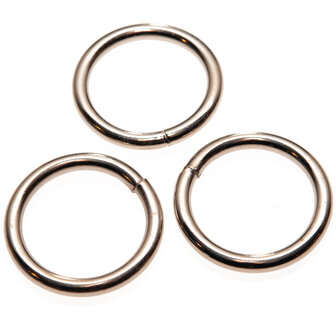 Metalen O-ring zilverkleurig gelast 30 x 4,5 mm (1 stuk)